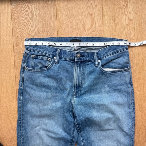 UNIQLO BLUE SLIM JEANS - 32 - Picture 12 of 13